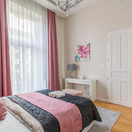 Luxury 3Bedrm 2Bathrm Apartment With Danube River View بودابست المظهر الخارجي الصورة