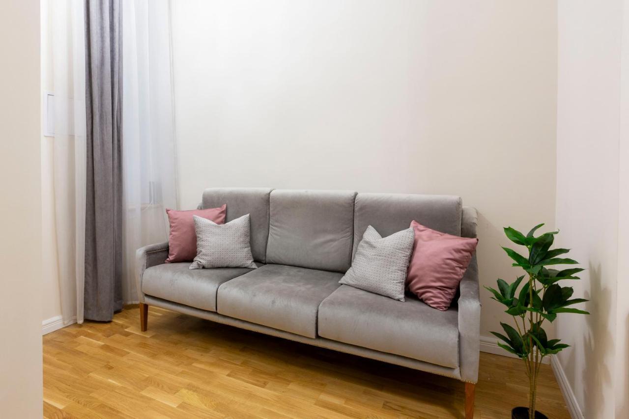 Luxury 3Bedrm 2Bathrm Apartment With Danube River View بودابست المظهر الخارجي الصورة
