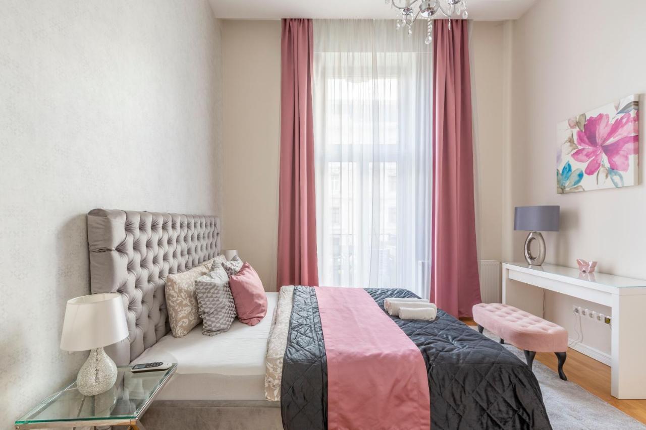 Luxury 3Bedrm 2Bathrm Apartment With Danube River View بودابست المظهر الخارجي الصورة