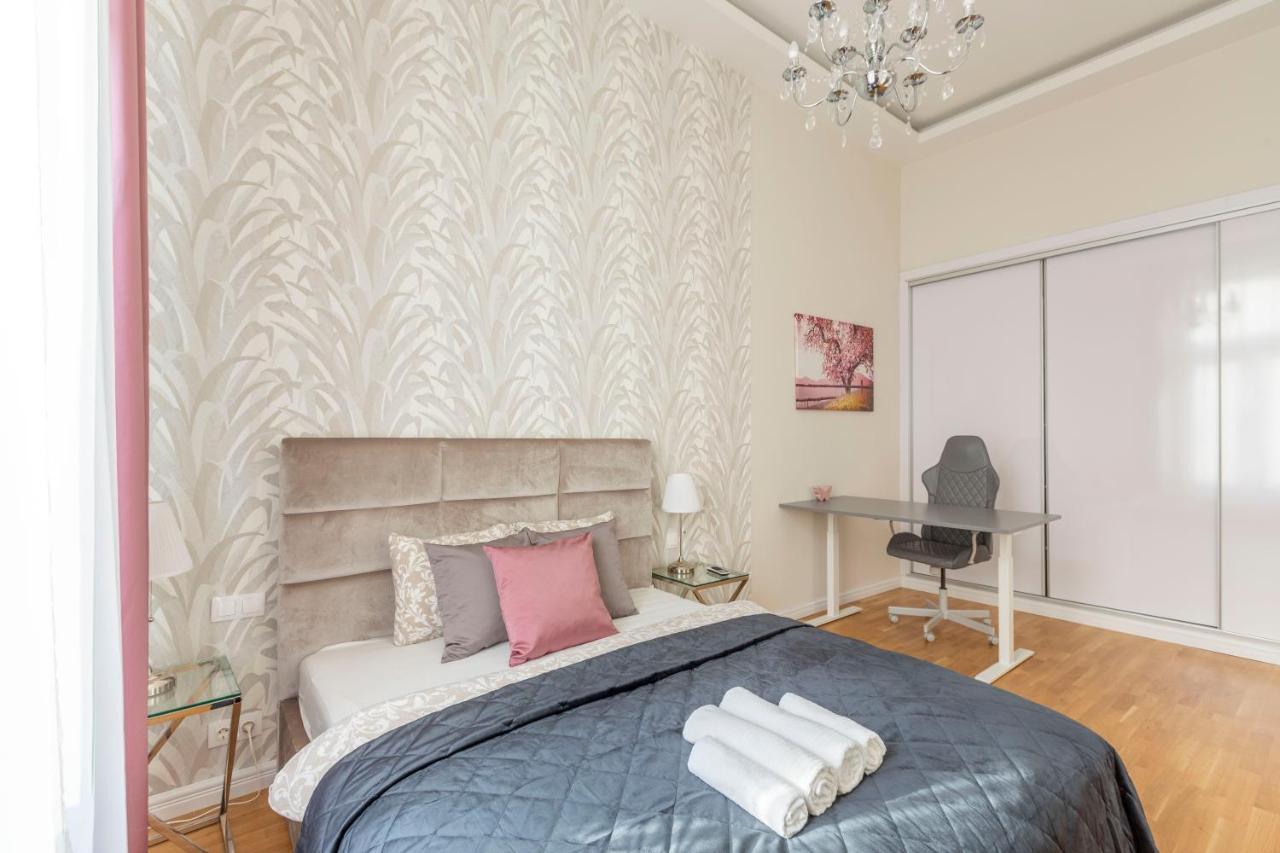 Luxury 3Bedrm 2Bathrm Apartment With Danube River View بودابست المظهر الخارجي الصورة